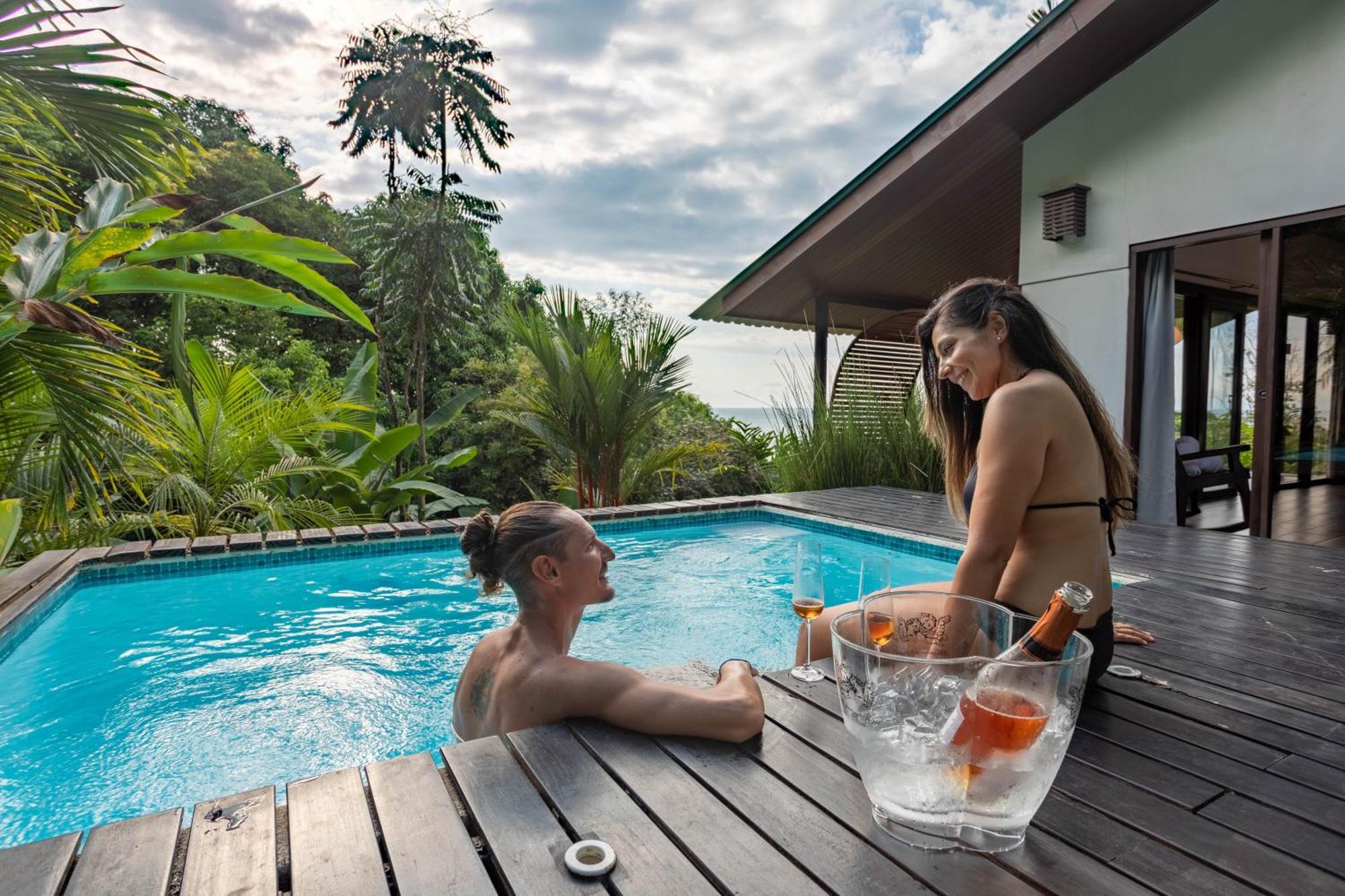 The Tranquilo Lodge, Adult Only, All Meals Included Drakes Bay Buitenkant foto
